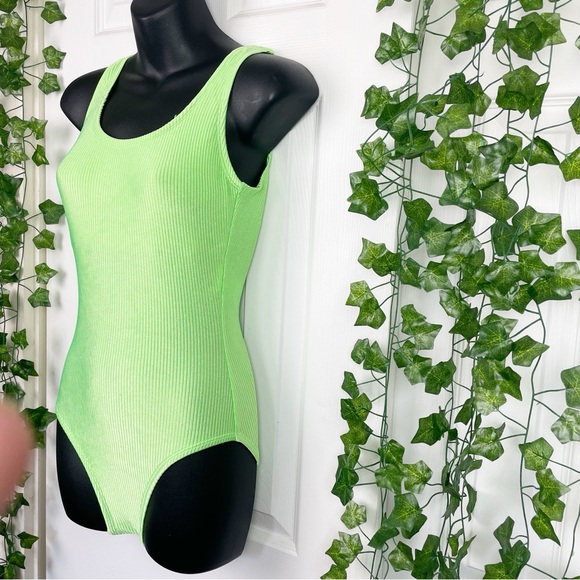 Vintage 80s Catalina Neon Lime Green Ribbed Textured One-Piece Swimsuit - Picture 4 of 11